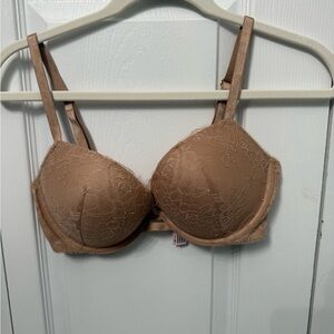 Victoria's Secret Lace Bra in Tan